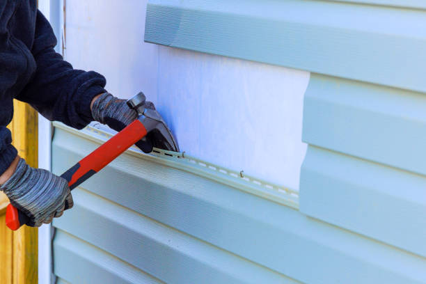 Reliable Emergency Siding Repair contractor in Navarre, FL by Squared Siding